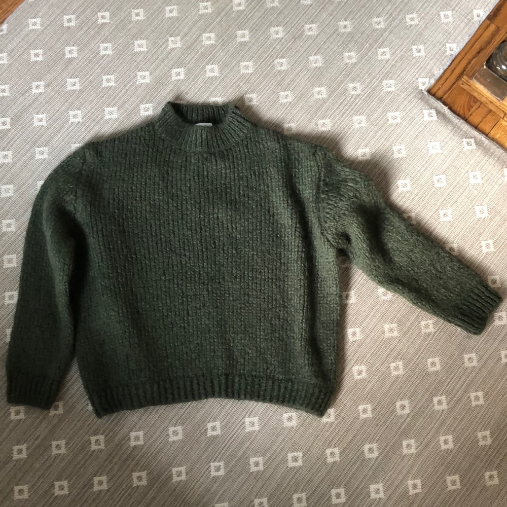 Green Zara sweater